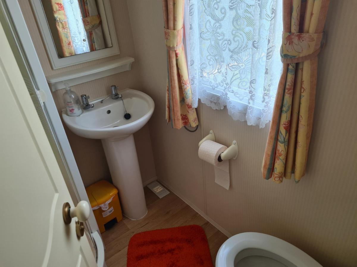 6 Berth On Seaview Hotel Ingoldmells Bagian luar foto
