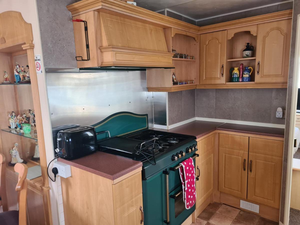 6 Berth On Seaview Hotel Ingoldmells Bagian luar foto