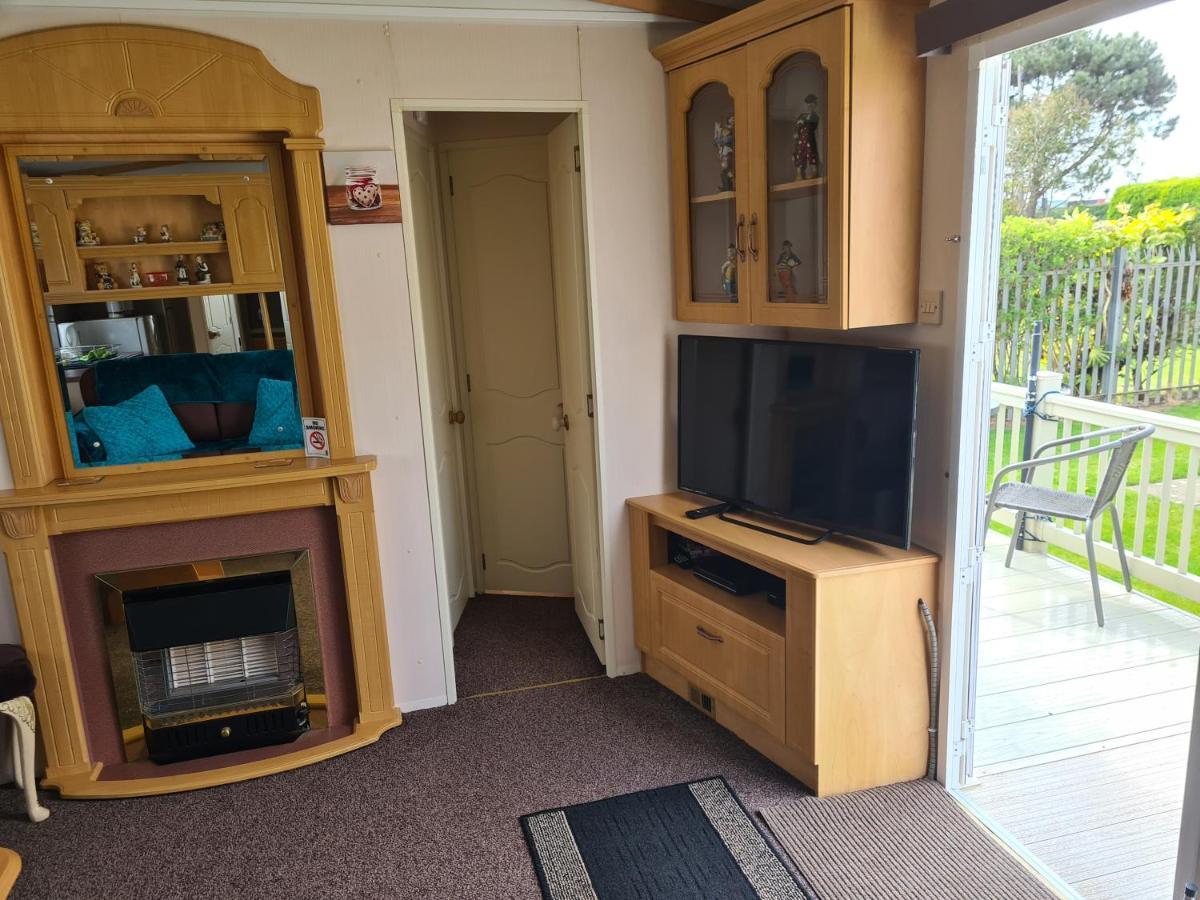 6 Berth On Seaview Hotel Ingoldmells Bagian luar foto